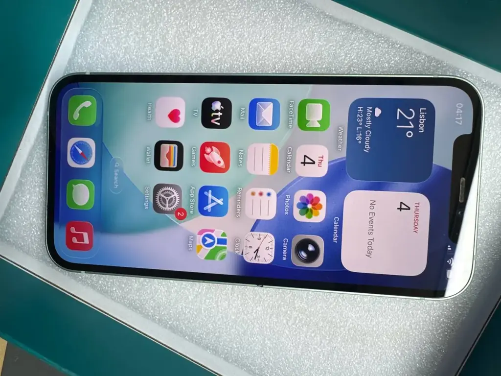 iPhone 12 64gb, новая батарея 100%. 130€ Лиссабон/Эшторил