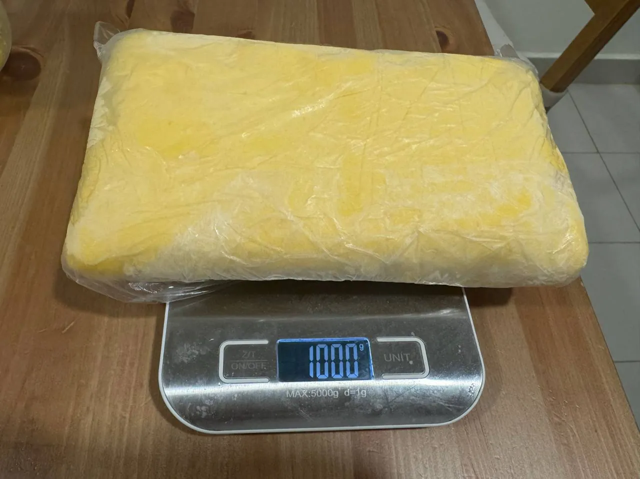 Продается масло казахстанское майское натуральное уже посоленое от коровушек на 