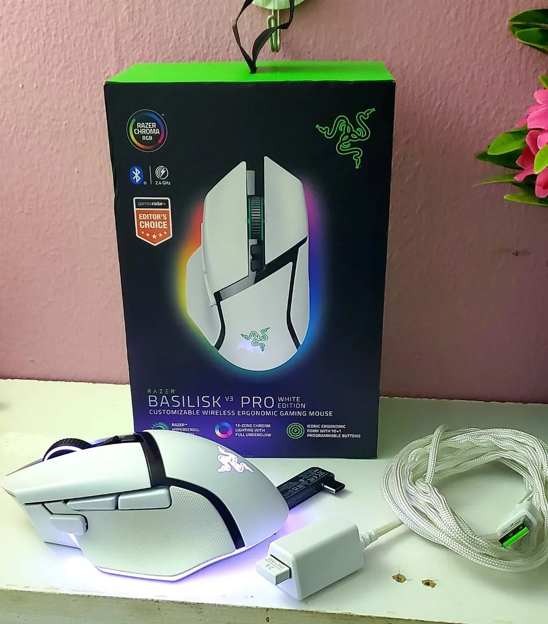 Продается монитор 1000AED Продается мышка игровая 250AED