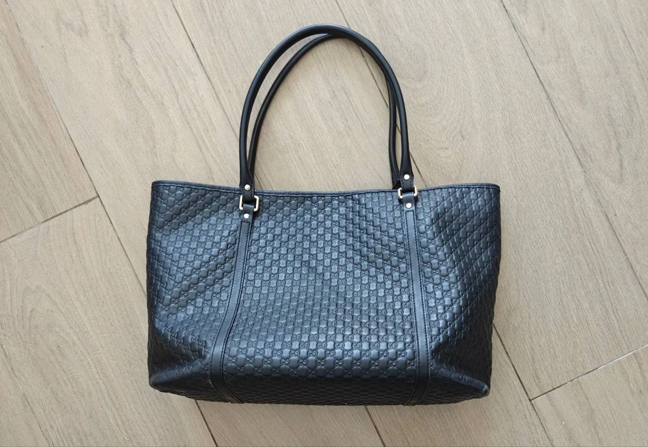 Продается сумка Gucci оригинал 1800 аед