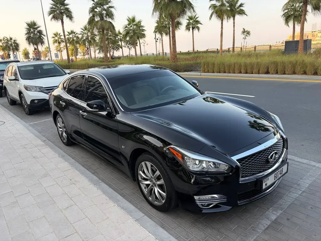 Infiniti Q70 2018 GCC specs